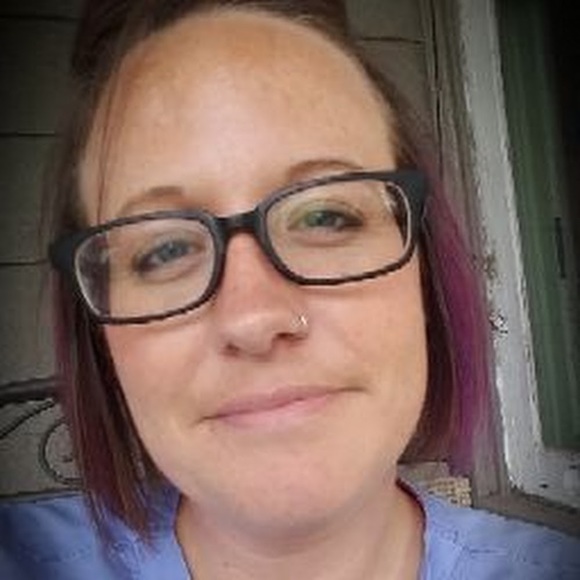 Meet your Posher, Ashley - Picture 1 of 1